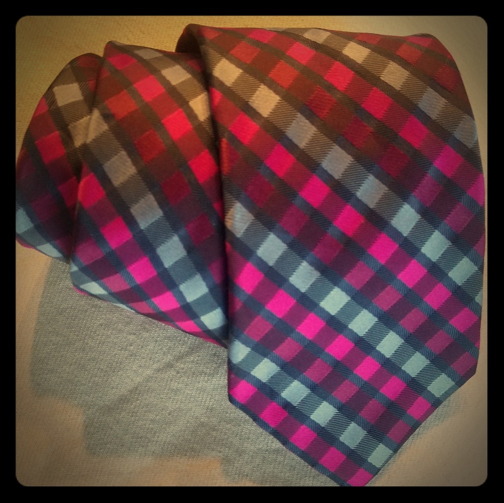 David Taylor Collection Pink, Silver, & Black Tie